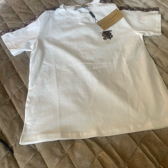 Designer inspired boys shorts set - Picture 3 of 6